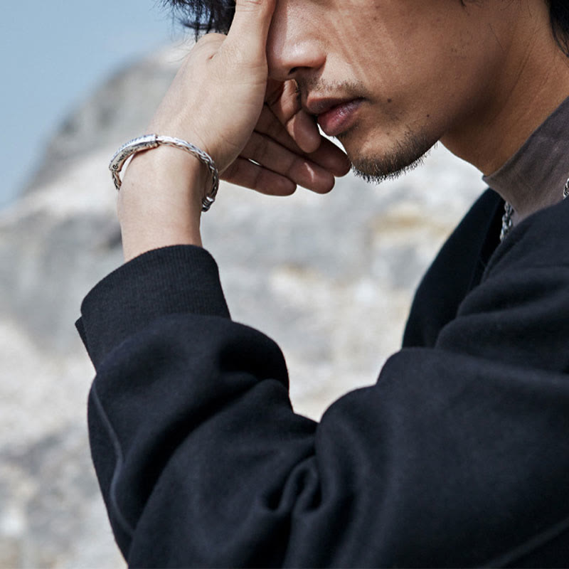 Tibet Om Mani Padme Hum Engraved Focus Cuff Bracelet Bangle