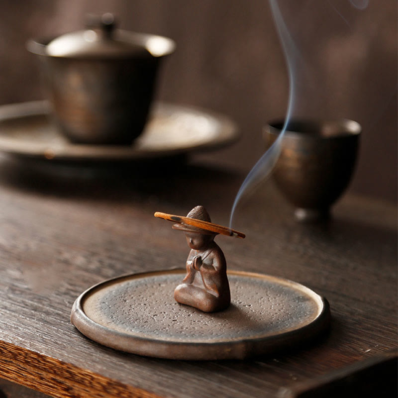 Minimalist Meditating Figure Ceramic Incense Burner with Optional Sandalwood