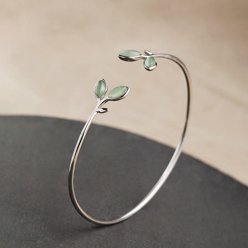 Leaf Pattern Cat Eye Support Cuff Bracelet Bangle