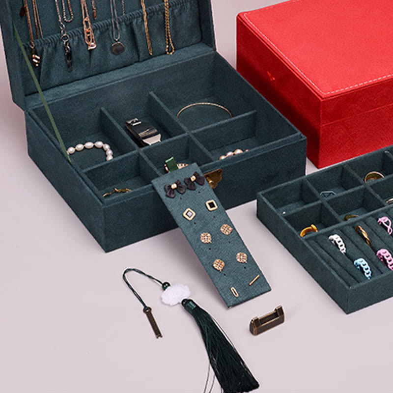 Elegant Two-Layer Flannel Jewelry Box Organizer with Secure Lock