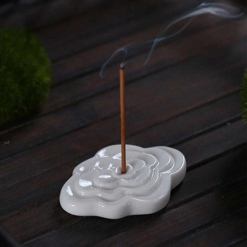 Mini Ceramic Auspicious Clouds Stick Incense Burner for Mindful Spaces