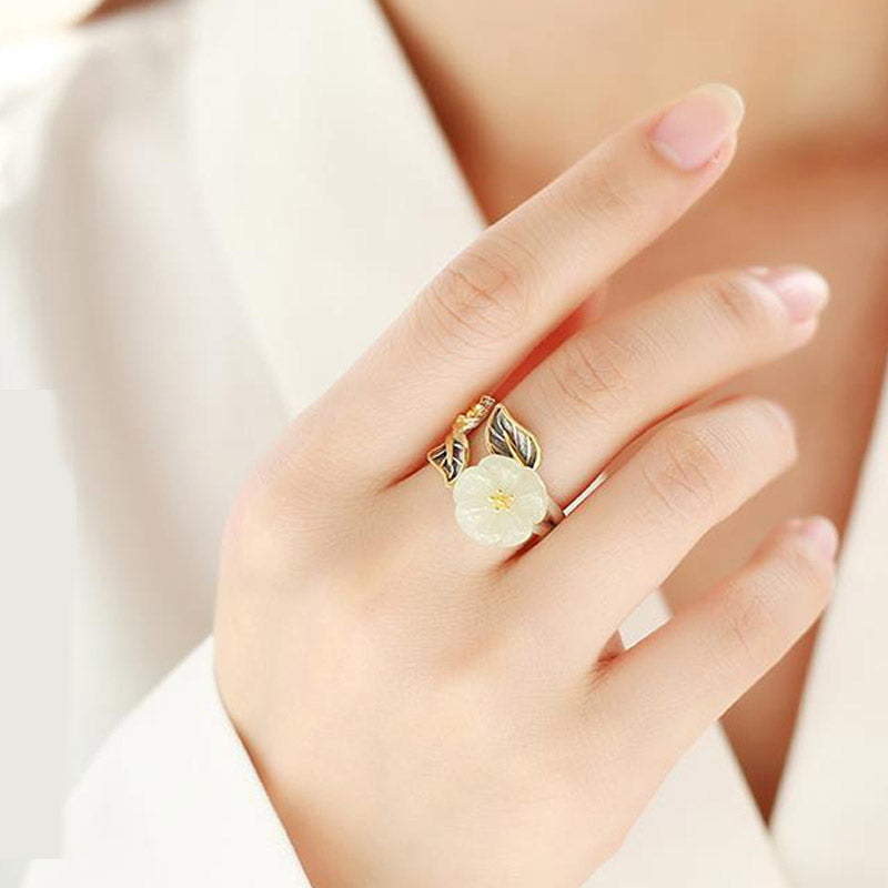 Botanical White Jade Plum Blossom Leaf 925 Silver Plated Copper Ring