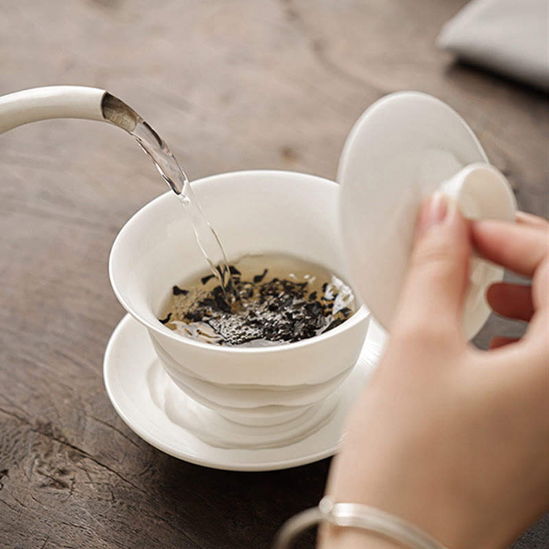 Vintage Ink Painting Mountain White Porcelain Ceramic Gaiwan Sancai Teacup Kung Fu Tea Cup And Saucer With Lid Tea Utensil Teapot