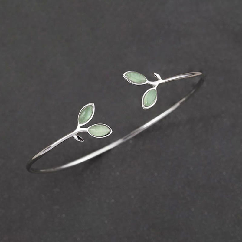 Leaf Pattern Cat Eye Support Cuff Bracelet Bangle