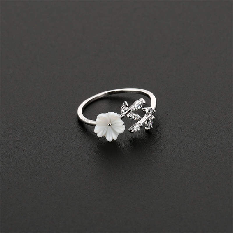 Plum Blossom Leaf Pattern Copper Luck Ring