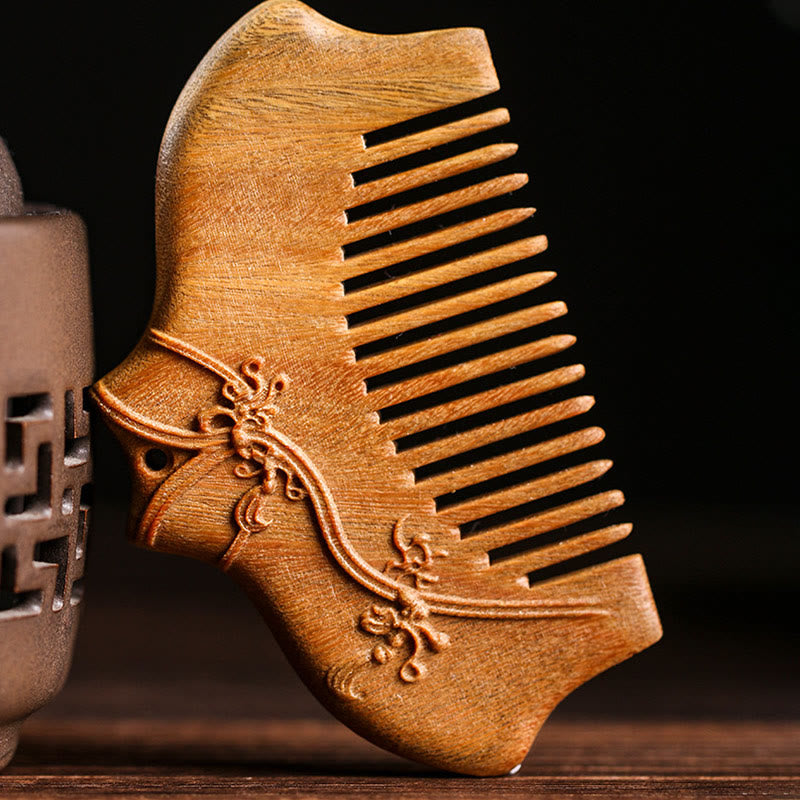 Green Sandalwood Flower Pattern Engraved Soothing Comb