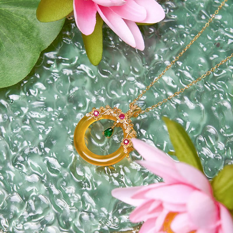 Green Chalcedony Peace Buckle Design Strength Necklace Pendant