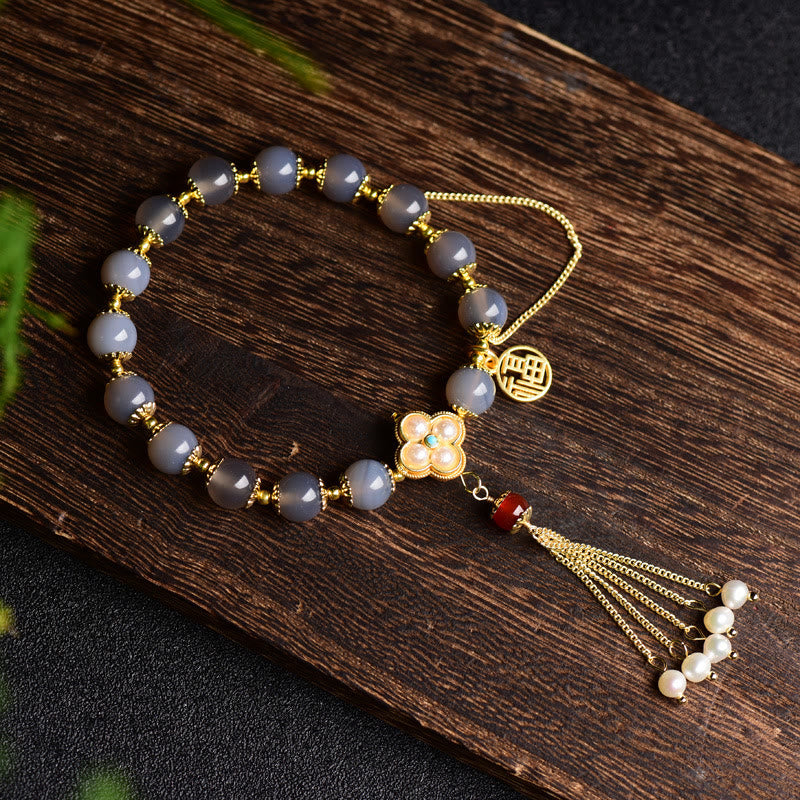 Natural Gray Agate and Pearl Beaded Bracelet with Fu Symbol Tassel