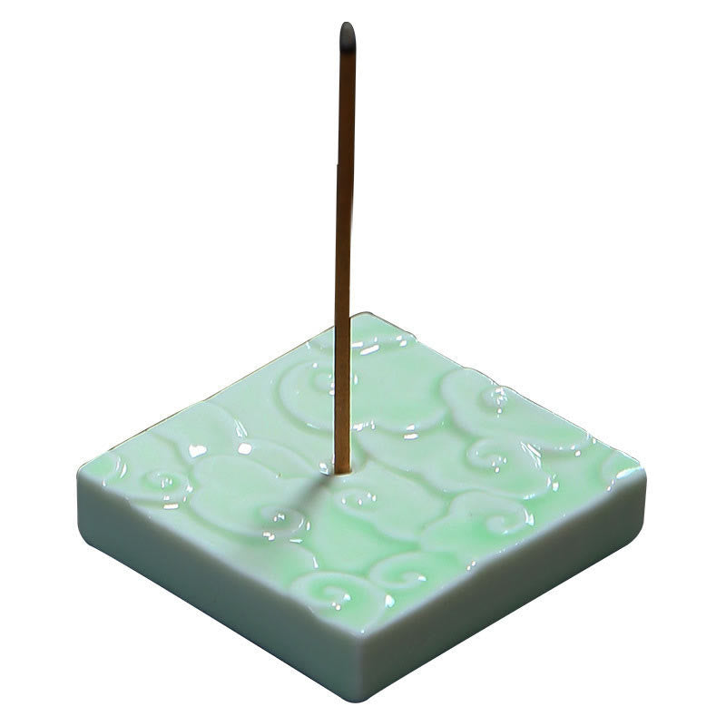 Mini Ceramic Auspicious Clouds Stick Incense Burner for Mindful Spaces
