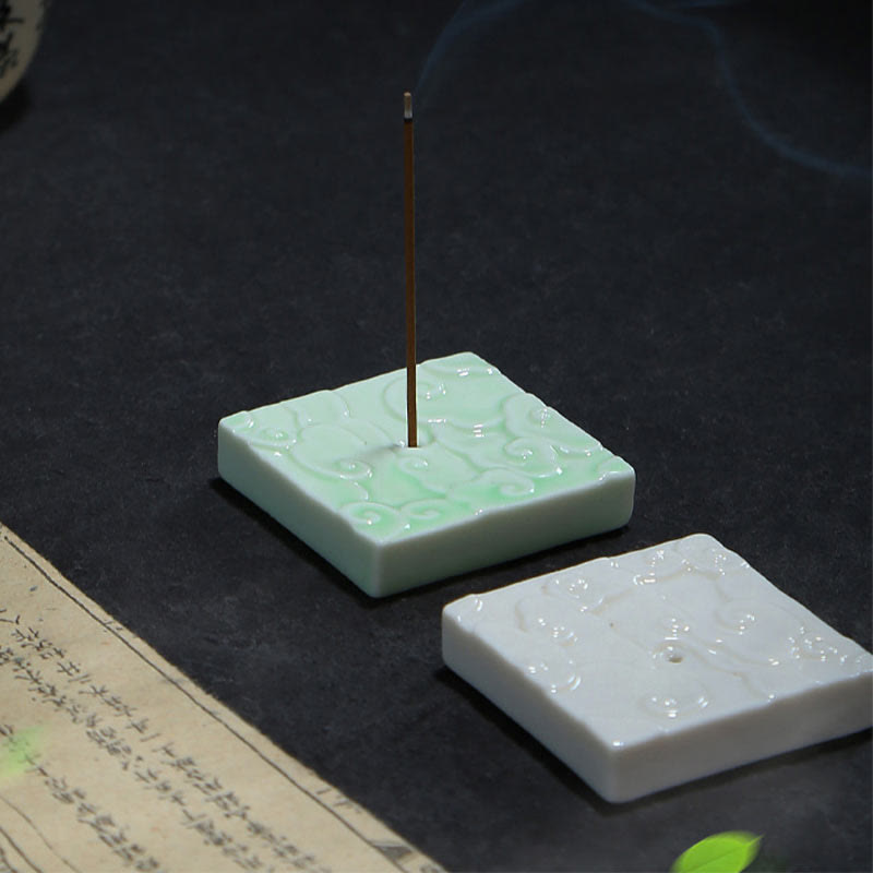 Mini Ceramic Auspicious Clouds Stick Incense Burner for Mindful Spaces