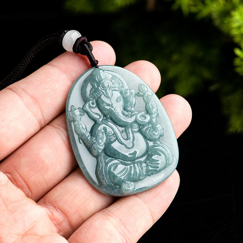 Natural Jade Ganesh Ganpati Elephant Protection Amulet Necklace Pendant