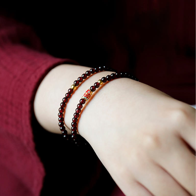 999 Gold Koi Fish Natural Garnet Protection Bracelet