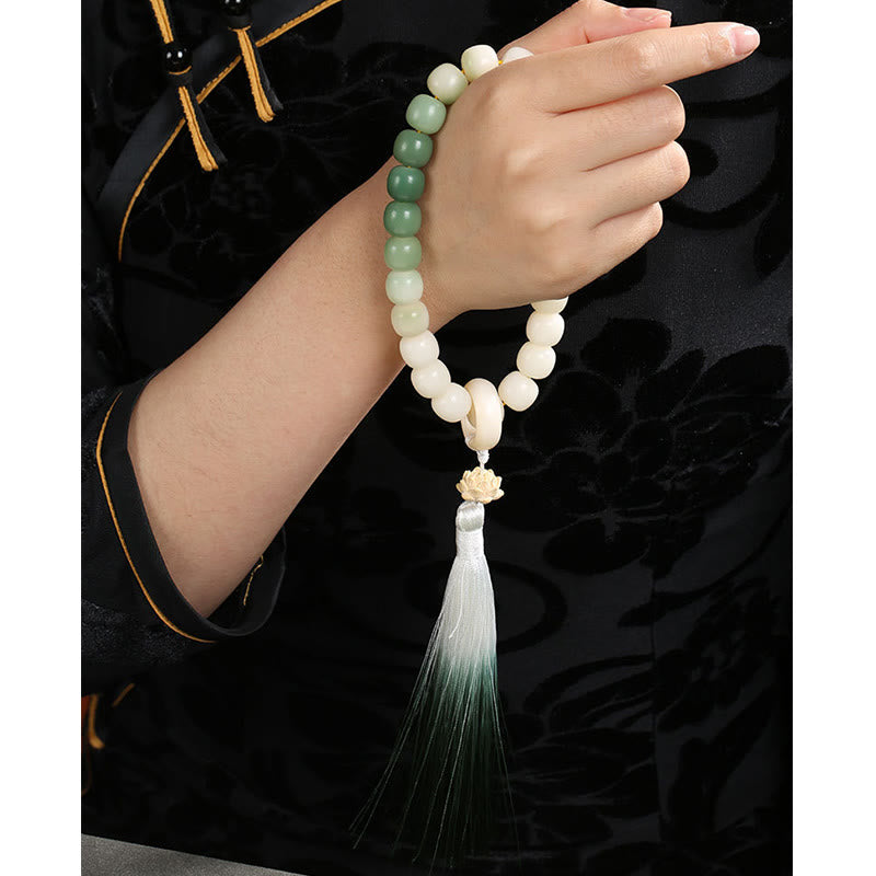 Handmade Gradient Bodhi Seed Agate & Green Aventurine Lotus Charm Wrist Mala