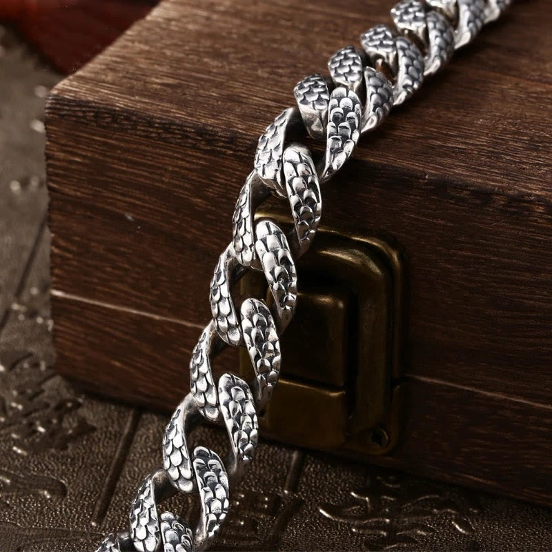 Retro Dragon Scale Pattern Engraved Protection Bracelet