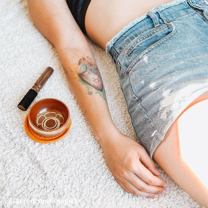 Tibetan Sound Bowl Handcrafted for Chakra Healing and Mindfulness Meditation Singing Bowl Set