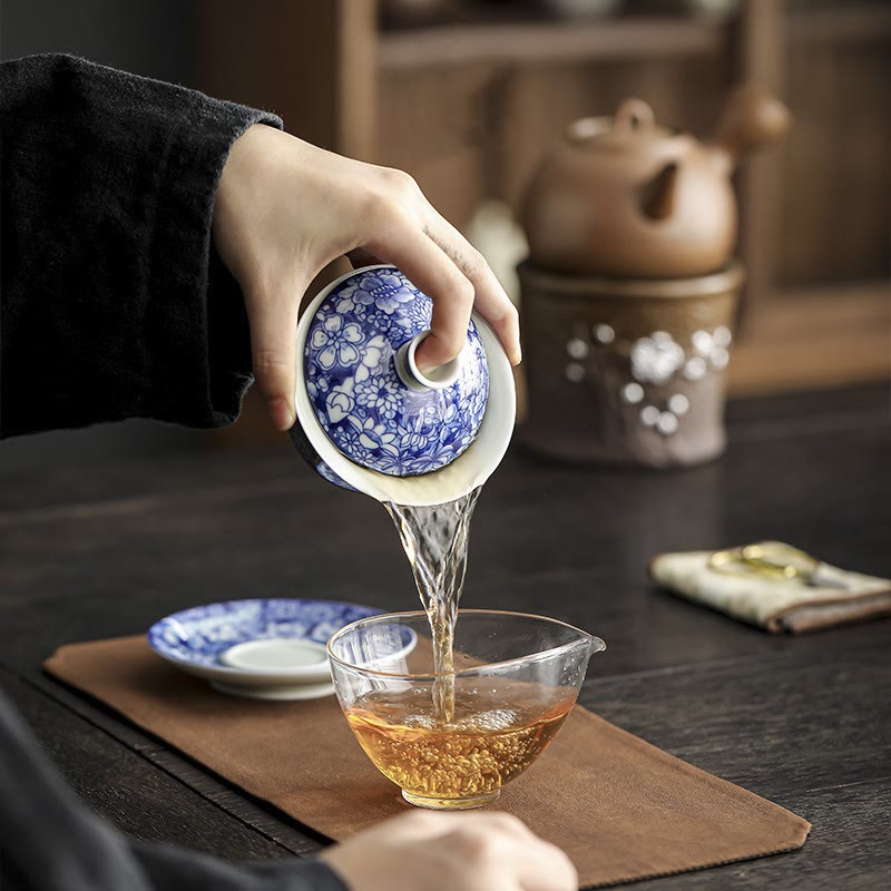 Vintage Blue And White Porcelain Ceramic Gaiwan Sancai Teacup Kung Fu Tea Cup And Saucer With Lid