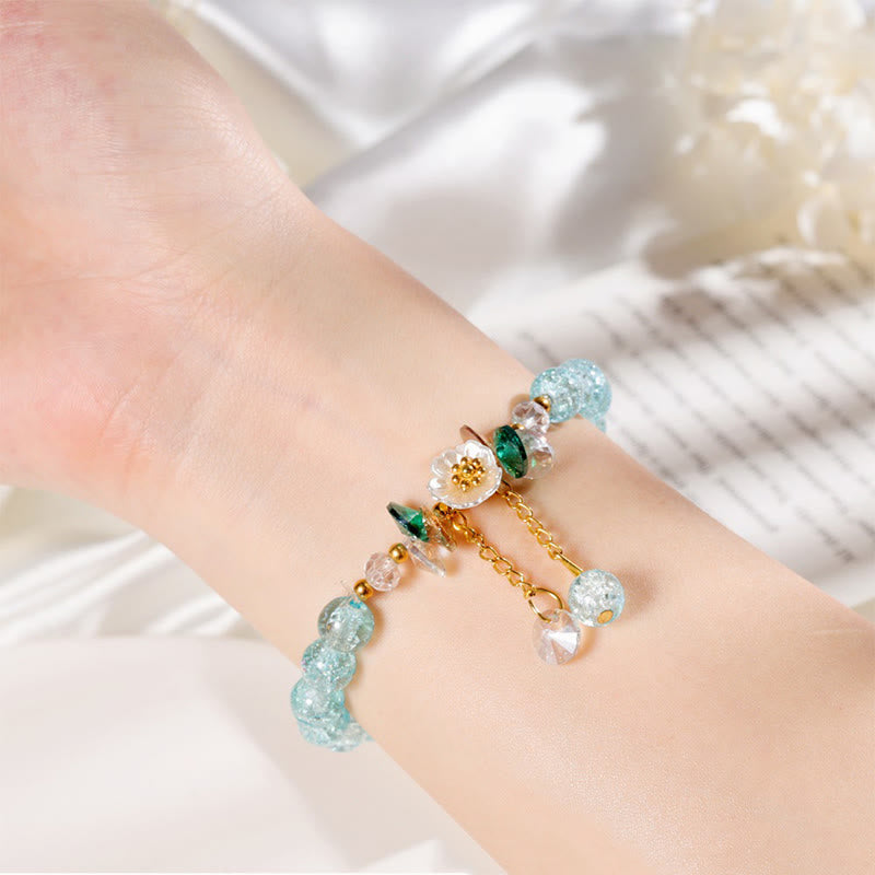 Simple Design Flower Charm Glass Bead Bracelet